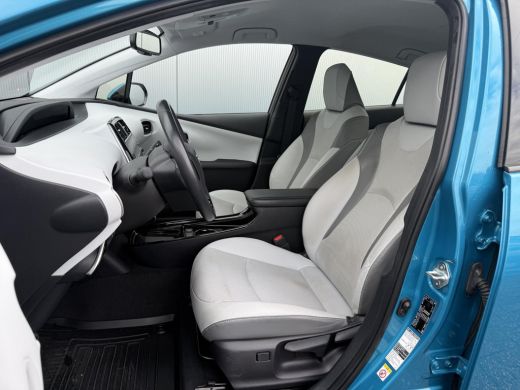 Toyota Prius 1.8 Plug-in Executive **NAVIGATIE/ LEDEREN BEKLEDING/ 360 CAMERA/ ADAPTIEF CRUISE CONTROL/ 36 MAA... ActivLease financial lease