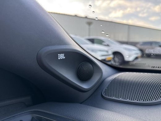 Toyota Yaris 1.5 Hybrid Executive | Navigatie | Appel CarPlay/Android auto | Achteruitrijcamera | Panoramadak ... ActivLease financial lease