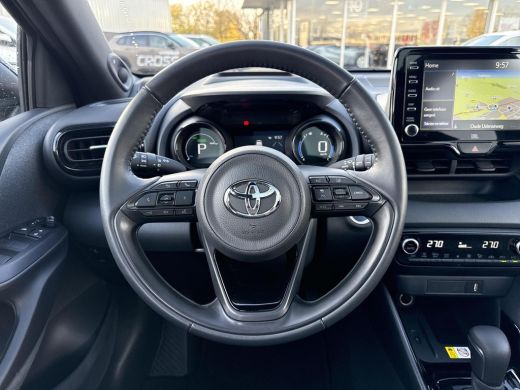 Toyota Yaris 1.5 Hybrid Executive | Navigatie | Appel CarPlay/Android auto | Achteruitrijcamera | Panoramadak ... ActivLease financial lease