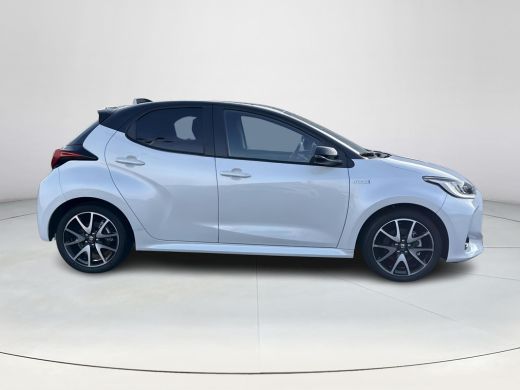 Toyota Yaris 1.5 Hybrid Executive | Navigatie | Appel CarPlay/Android auto | Achteruitrijcamera | Panoramadak ... ActivLease financial lease