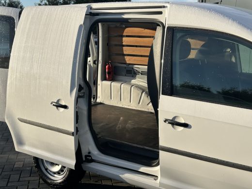 Volkswagen Caddy 2.0 TDI / L1H1 / 81.320 KM !! / 1e EIGENAAR / AIRCO / BLUETOOTH ActivLease financial lease