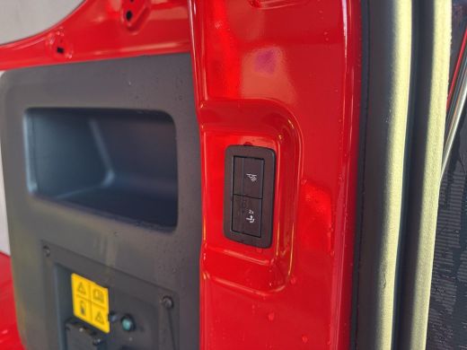 Volkswagen e-Transporter 32 L1H1 Life 64 kWh | 2x schuifdeur | 218pk | Trekhaak | Op voorraad | ActivLease financial lease