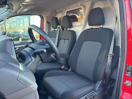 Volkswagen e-Transporter 32 L1H1 Life 64 kWh | 2x schuifdeur | 218pk | Trekhaak | Op voorraad | ActivLease financial lease