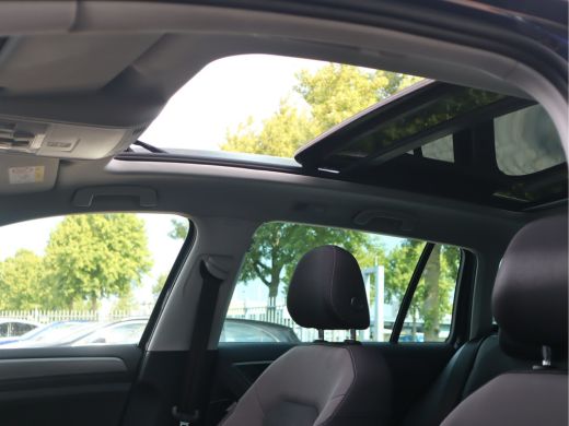 Volkswagen Golf Variant Variant 1.5 TSI Comfortline Business / Panoramadak ActivLease financial lease