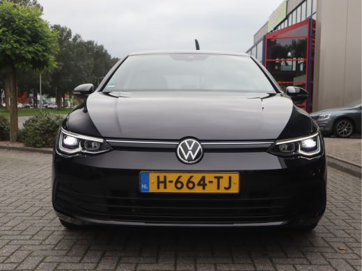 Volkswagen Golf 1.5 TSI Life Business / LED ActivLease financial lease