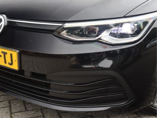 Volkswagen Golf 1.5 TSI Life Business / LED ActivLease financial lease