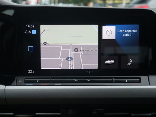 Volkswagen Golf 1.5 TSI Life Business / LED ActivLease financial lease