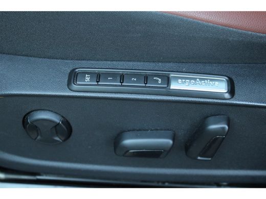 Volkswagen ID.4 Tech 77 kWh SOh 91% PANO CAMERA MASSAGE 126000KM!!! ActivLease financial lease