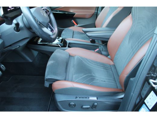 Volkswagen ID.4 Tech 77 kWh SOh 91% PANO CAMERA MASSAGE 126000KM!!! ActivLease financial lease