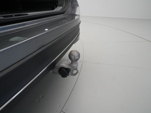 Volkswagen Passat Variant 1.5 eTSI 150pk Business Trekhaak Navigatie Camera Acc 112 ActivLease financial lease