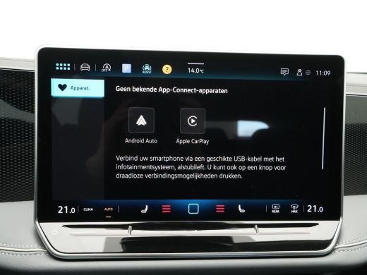 Volkswagen Passat Variant 1.5 eTSI 150pk Business Trekhaak Navigatie Camera Acc 112 ActivLease financial lease