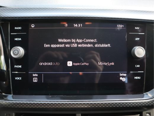 Volkswagen T-Cross 1.0 TSI Life ActivLease financial lease