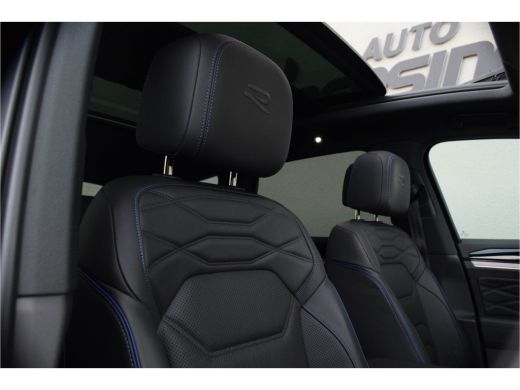 Volkswagen Touareg 3.0 TSi eHybrid 4MOTION / Puglia/ Adaptive Cruise Control/ Trekhaak/ Panoramadak/ ActivLease financial lease