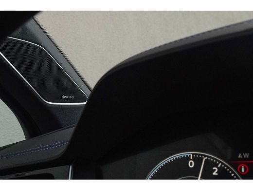 Volkswagen Touareg 3.0 TSi eHybrid 4MOTION / Puglia/ Adaptive Cruise Control/ Trekhaak/ Panoramadak/ ActivLease financial lease