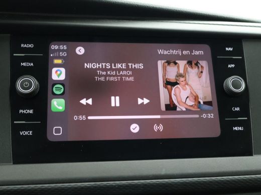 Volkswagen Transporter T6.1 2.0 TDI 150 PK L2H1 DUBBEL CABINE + CARPLAY | TREKHAAK 2500 KG | MOJAVE BEIGE ActivLease financial lease