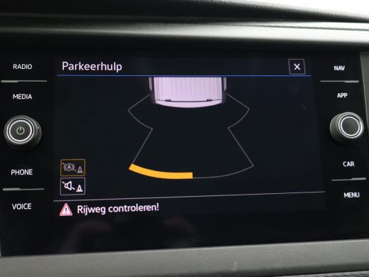 Volkswagen Transporter T6.1 2.0 TDI 150 PK L2H1 DUBBEL CABINE + CARPLAY | TREKHAAK 2500 KG | MOJAVE BEIGE ActivLease financial lease