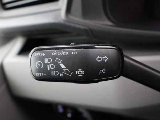 Volkswagen Transporter T6.1 2.0 TDI 150 PK L2H1 DUBBEL CABINE + CARPLAY | TREKHAAK 2500 KG | MOJAVE BEIGE ActivLease financial lease