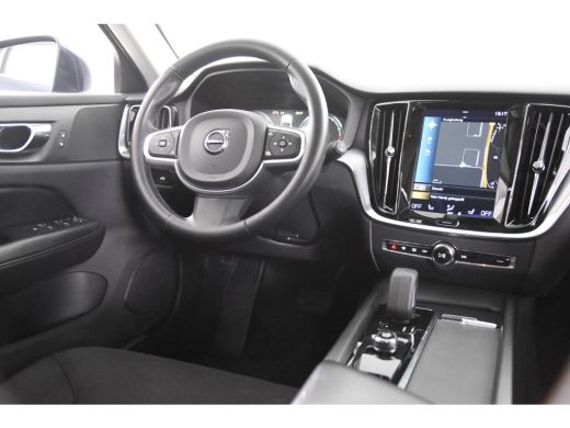 Volvo  V60 2.0 B3 Momentum *1ste Eigenaar*Panoramadak*Stoelverwarming* ActivLease financial lease