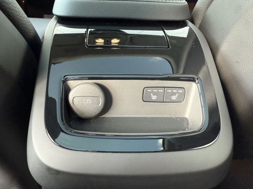 Volvo  V60 T6 Plug-in hybrid AWD Ultra Dark | Panoramadak | Head-up Display | Harman Kardon | Leder | Adapti... ActivLease financial lease