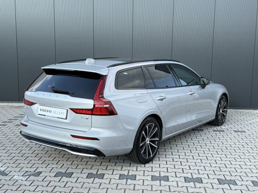 Volvo  V60 T6 Plug-in hybrid AWD Ultra Dark | Panoramadak | Head-up Display | Harman Kardon | Leder | Adapti... ActivLease financial lease