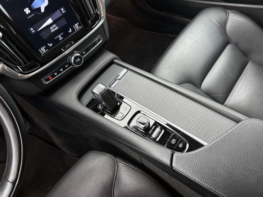 Volvo  V90 2.0 B4 198PK Mild Hybrid Business pro automaat / Airco-ecc / Navi / Leder / Adap-cruise / Lmv / X... ActivLease financial lease