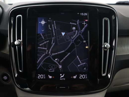 Volvo  XC40 2.0 T4 Inscription | Panoramadak | Leder | Adaptive cruise | Trekhaak | Stoelverwarming | 360 Cam... ActivLease financial lease