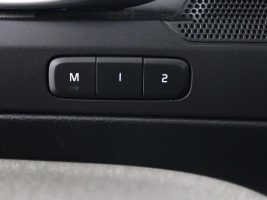 Volvo  XC40 2.0 T4 Inscription | Panoramadak | Leder | Adaptive cruise | Trekhaak | Stoelverwarming | 360 Cam... ActivLease financial lease