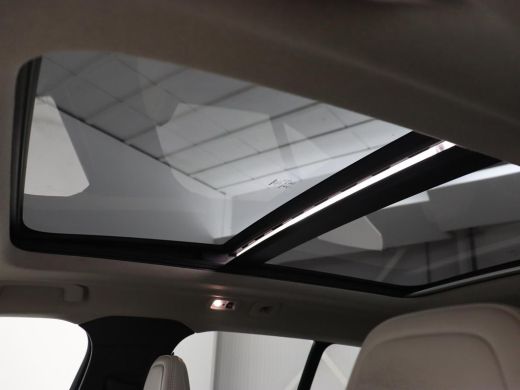 Volvo  XC40 2.0 T4 Inscription | Panoramadak | Leder | Adaptive cruise | Trekhaak | Stoelverwarming | 360 Cam... ActivLease financial lease