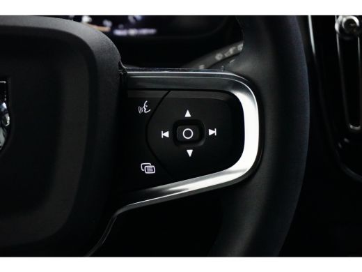 Volvo  XC40 Plus Dark Recharge Plug-In Hybrid | Harman Kardon | Cruise Control | Elek. Stoel | ActivLease financial lease