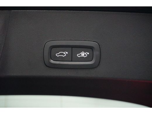 Volvo  XC40 Plus Dark Recharge Plug-In Hybrid | Harman Kardon | Cruise Control | Elek. Stoel | ActivLease financial lease