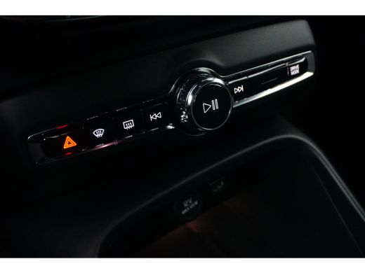 Volvo  XC40 Plus Dark Recharge Plug-In Hybrid | Harman Kardon | Cruise Control | Elek. Stoel | ActivLease financial lease