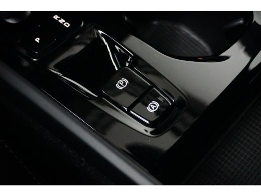 Volvo  XC40 Plus Dark Recharge Plug-In Hybrid | Harman Kardon | Cruise Control | Elek. Stoel | ActivLease financial lease