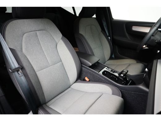 Volvo  XC40 Plus Dark Recharge Plug-In Hybrid | Harman Kardon | Cruise Control | Elek. Stoel | ActivLease financial lease