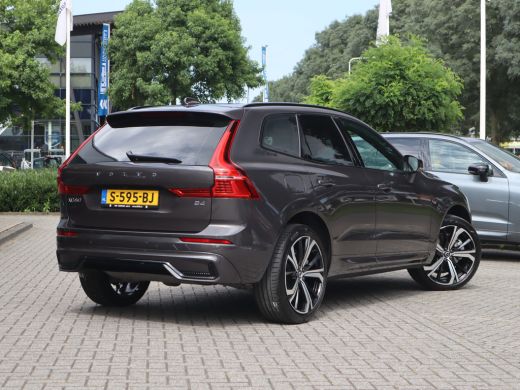 Volvo  XC60 2.0 B4 R-Design /  Leder / Facelift ActivLease financial lease