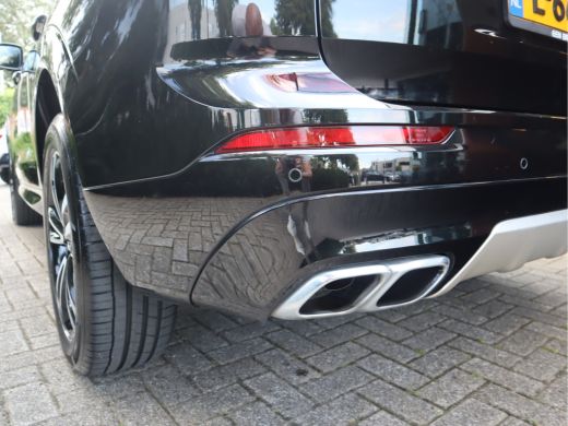 Volvo  XC60 2.0 B5 250 PK Momentum Exclusive / Panoramadak ActivLease financial lease