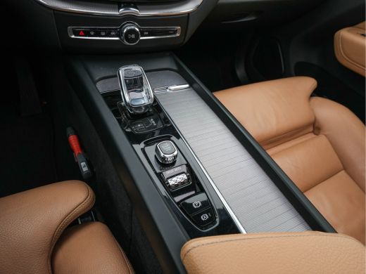 Volvo  XC60 2.0 Recharge T8 AWD Inscription ( Plug-in ) (INCL-BTW) *PANO | HEAD-UP |  LUXURY-LEATHER | FULL-L... ActivLease financial lease