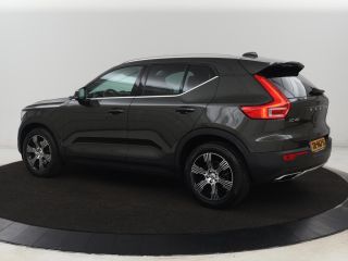 Volvo  XC40 2.0 T4 Inscription | Panoramadak | Leder | Adaptive cruise | Trekhaak | Stoelverwarming | 360 Cam...