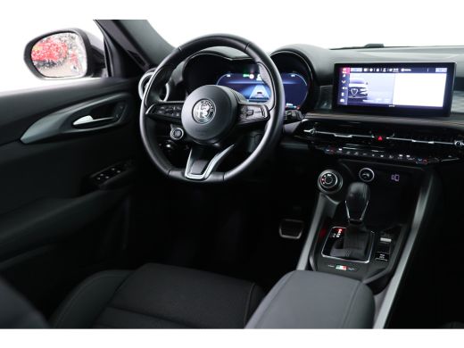 Alfa Romeo Tonale 1.3T PHEV Edizione Speciale | Navi | Clima | Cruise Adaptive | Camera | 20 Inch Lichtmetalen Velg... ActivLease financial lease