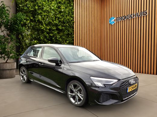 Audi A3 Sportback 30 TFSI S edition | Black optiek | Adaptive Cruise | LED | Sportstoelen | 18" Velgen ActivLease financial lease