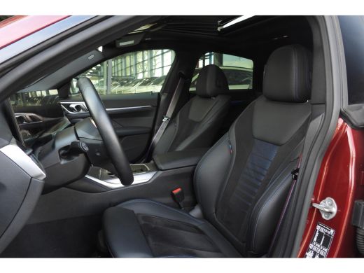 BMW i4 eDrive35 M Sport / Schuif-kanteldak / Achteruitrijcamera / M Adaptief onderstel / Stoelverwarming... ActivLease financial lease