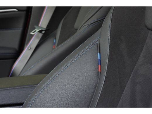 BMW i4 eDrive35 M Sport / Schuif-kanteldak / Achteruitrijcamera / M Adaptief onderstel / Stoelverwarming... ActivLease financial lease