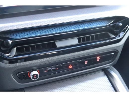 BMW i4 M50 / Schuif-kanteldak / M Adaptief onderstel / Comfort Access / Stuurverwarming / Adaptieve LED ... ActivLease financial lease