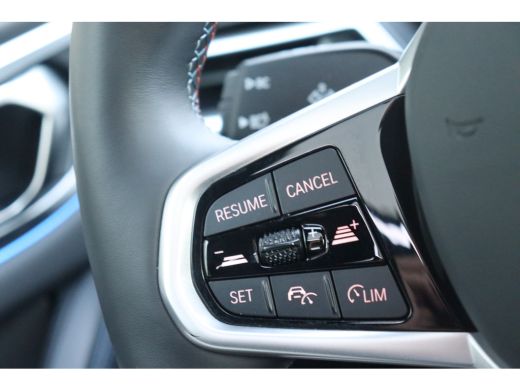 BMW i4 M50 / Schuif-kanteldak / M Adaptief onderstel / Comfort Access / Stuurverwarming / Adaptieve LED ... ActivLease financial lease