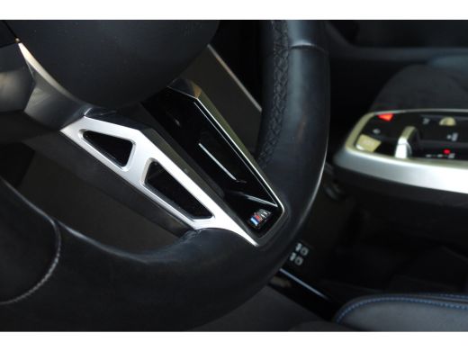 BMW X1 sDrive18i M Sport Automaat / Sportstoelen / M Adaptief onderstel / Achteruitrijcamera / Comfort A... ActivLease financial lease