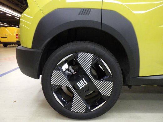 Fiat Grande Panda La Prima 11 kW 44 kWh | Stuur/Stoelverwarming | Navigatie | Achteruitrijcamera | Full-LED | Clima... ActivLease financial lease