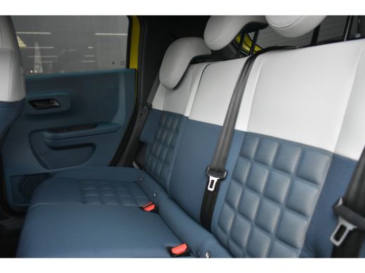 Fiat Grande Panda La Prima 11 kW 44 kWh 8 Jaar Garantie! | Stuur/Stoelverwarming | Navigatie | Achteruitrijcamera |... ActivLease financial lease