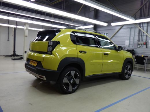 Fiat Grande Panda La Prima 11 kW 44 kWh | Stuur/Stoelverwarming | Navigatie | Achteruitrijcamera | Full-LED | Clima... ActivLease financial lease