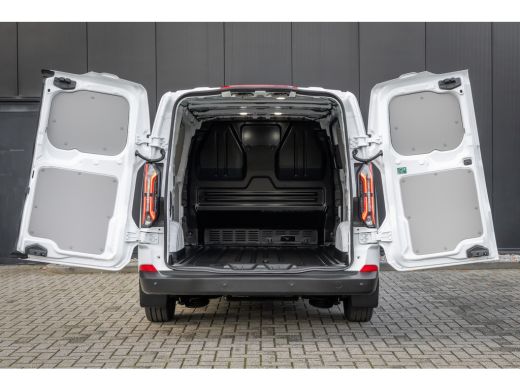 Ford E-Transit Custom 320 L1H1 Trend 65 kWh | Nieuw! | Camera | Stoelverwarming | Apple/Android Carplay | Standklachel ... ActivLease financial lease