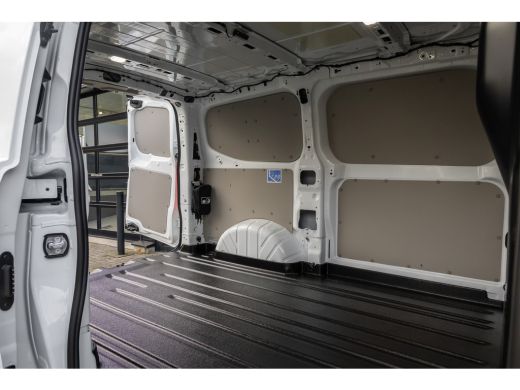 Ford E-Transit Custom 320 L1H1 Trend 65 kWh | Nieuw! | Camera | Stoelverwarming | Apple/Android Carplay | Standklachel ... ActivLease financial lease