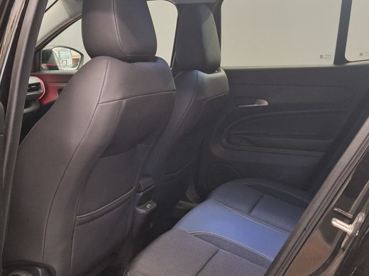 Jeep Avenger Altitude 54 kWh LED | Keyless | Stoelverwarming | | 11 kW lader | Draadloze telefoonlader | Elekt... ActivLease financial lease